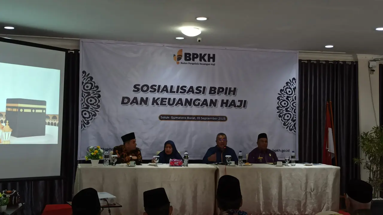 Sebagai upaya edukasi tentang pengelolaan keuangan haji dan memberikan pemahaman bagi masyarakat, Badan Pengelola Keuangan Haji (BPKH) bersama Anggota Komisi VIII DPR RI, Delmeria Sikumbang menggelar Sosialisasi Biaya Penyelenggaraan Ibadah Haji (BPIH) da