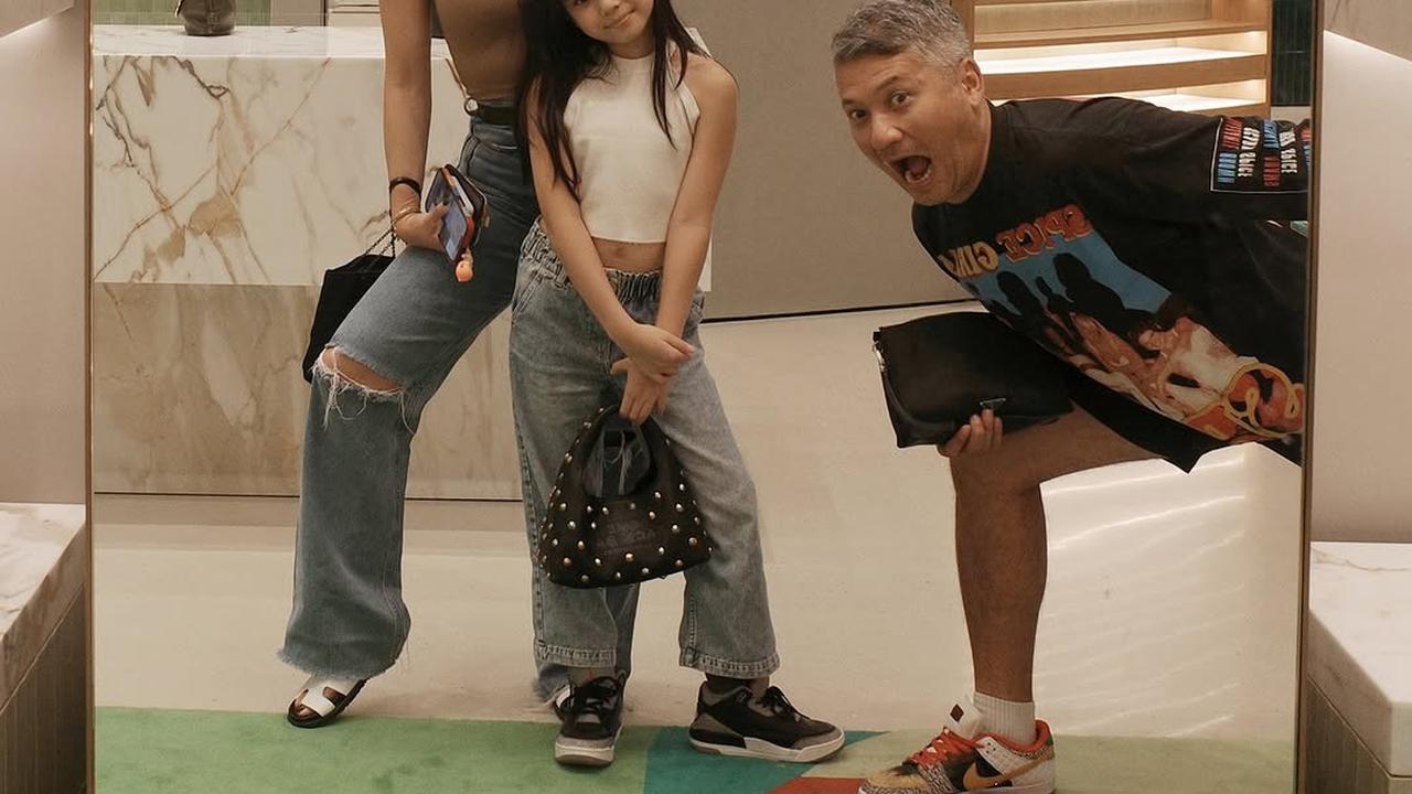 Potret Gading Marten Habiskan Weekend Bareng Gisel dan Gempi, Kekompakannya Dipuji Netizen