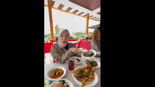 Istri Ganjar Pranowo Wisata Kuliner di Aceh, Santap Ayam Pramugari hingga Sie Reuboh