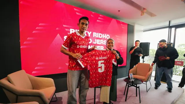 Potret Pesepak Bola Rizky Ridho Jadi Brand Ambassador G-SHOCK Terbaru