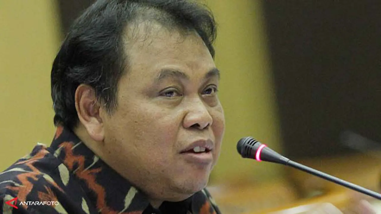 arief-hidayat130401b.jpg