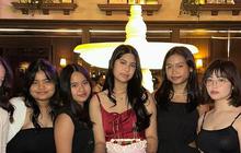 Cantiknya Almira Putri AHY Kenakan Long Dress Merah di Birthday Dinner ke-15 Tahun