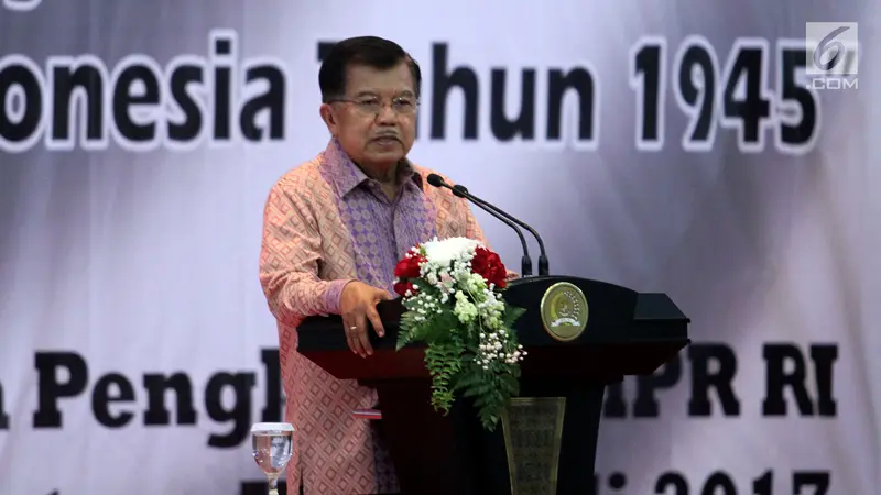 Wapres Jusuf Kalla Buka Simposium Nasional