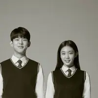 Simak lirik lagu Loveship, ketika Paul Kim suguhkan kolaborasi apik dengan Chung Ha.