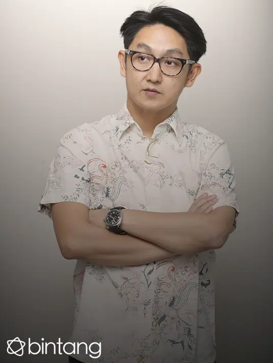 Awi Suryadi mengatakan jika film ‘Badoet’ berbeda dari film horor lainnya, menurutnya film ini tak fokus pada dunia mistis. Tak menampilkan makhluk halus melainkan sosok Badut yang menciptakan suasana horor mencekam. (Galih W. Satria/Bintang.com)