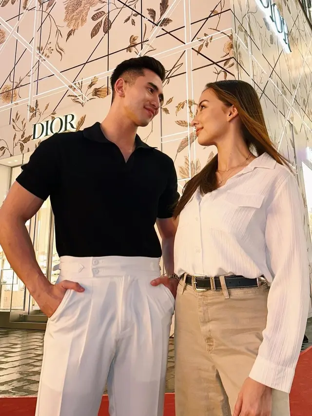 Vereell Bramasta foto bareng perempuan cantik