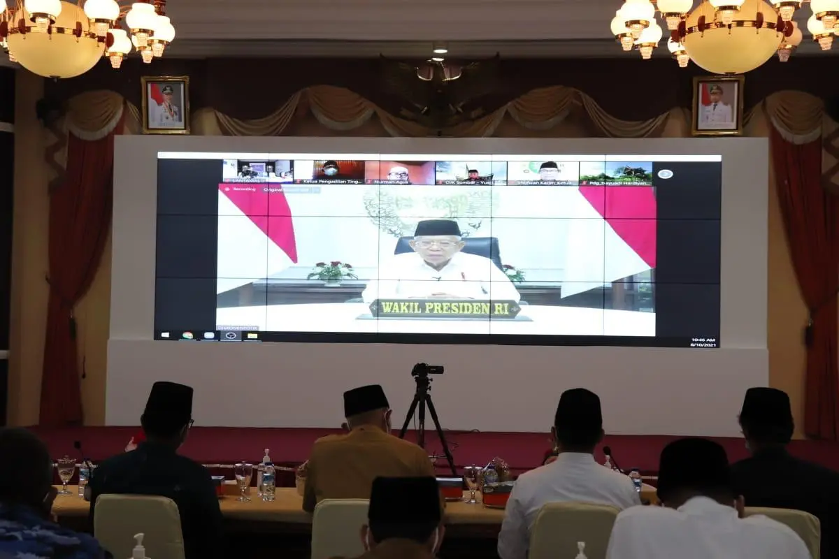 Wakil Presiden Ma'ruf Amin saat membuka Festival 1 Muharam yang digelar Pemerintah Sumbar. (Liputan6.com/ Humas Pemprov Sumbar)