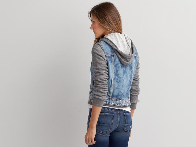 Transformasi Jaket Jeans Lawas Yang Kini Dapat Terpakai Lagi Fashion Beauty Liputan6 Com