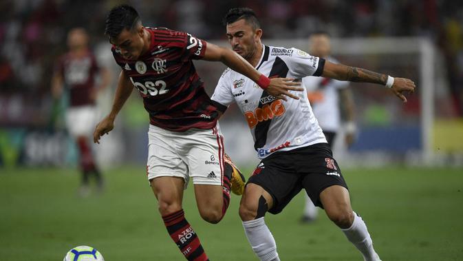 Reinier, pemain muda Flamengo asal Brasil (kiri), dikabarkan jadi incaran Real Madrid. (AFP/Mauro Pimentel)