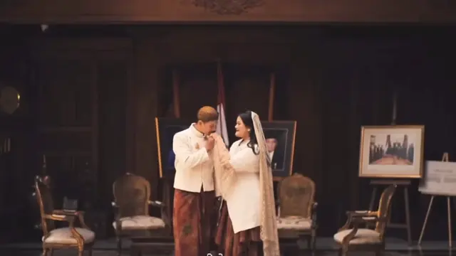 Pernikahan Putri Habibie dari Prosesi hingga Resepsi Dibalut Wastra.