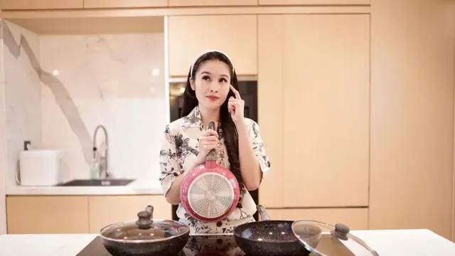 Potret dapur mewah milik Sandra Dewi (Sumber: Instagram/sandradewi88)