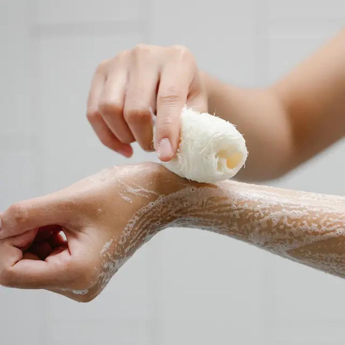 8 Kandungan Kosmetik yang Bahaya Buat Kulit, Awas Jangan Sembarang Pakai