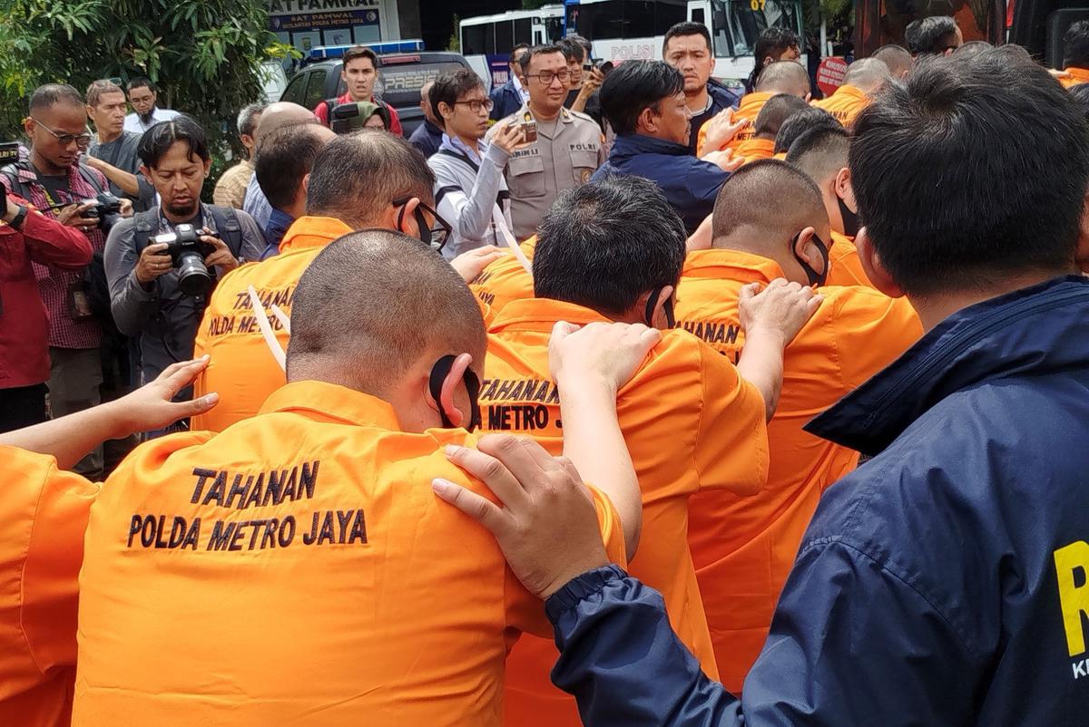 Polisi rilis 24 tersangka kasus judol yang libatkan pegawai Komdigi