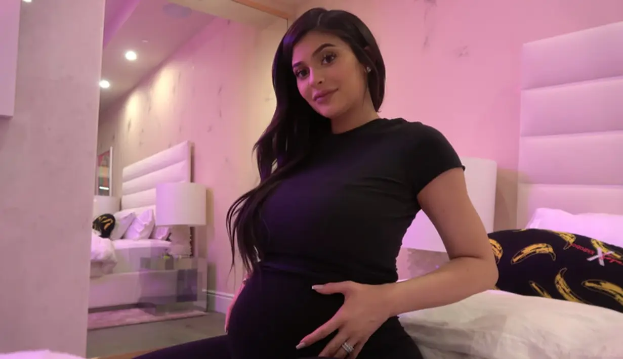 Kylie Jenner mengungkap satu makanan yang bikin dia benar-benar idamkan saat hamil anak pertamanya, Stormi Webster. (Youtube)