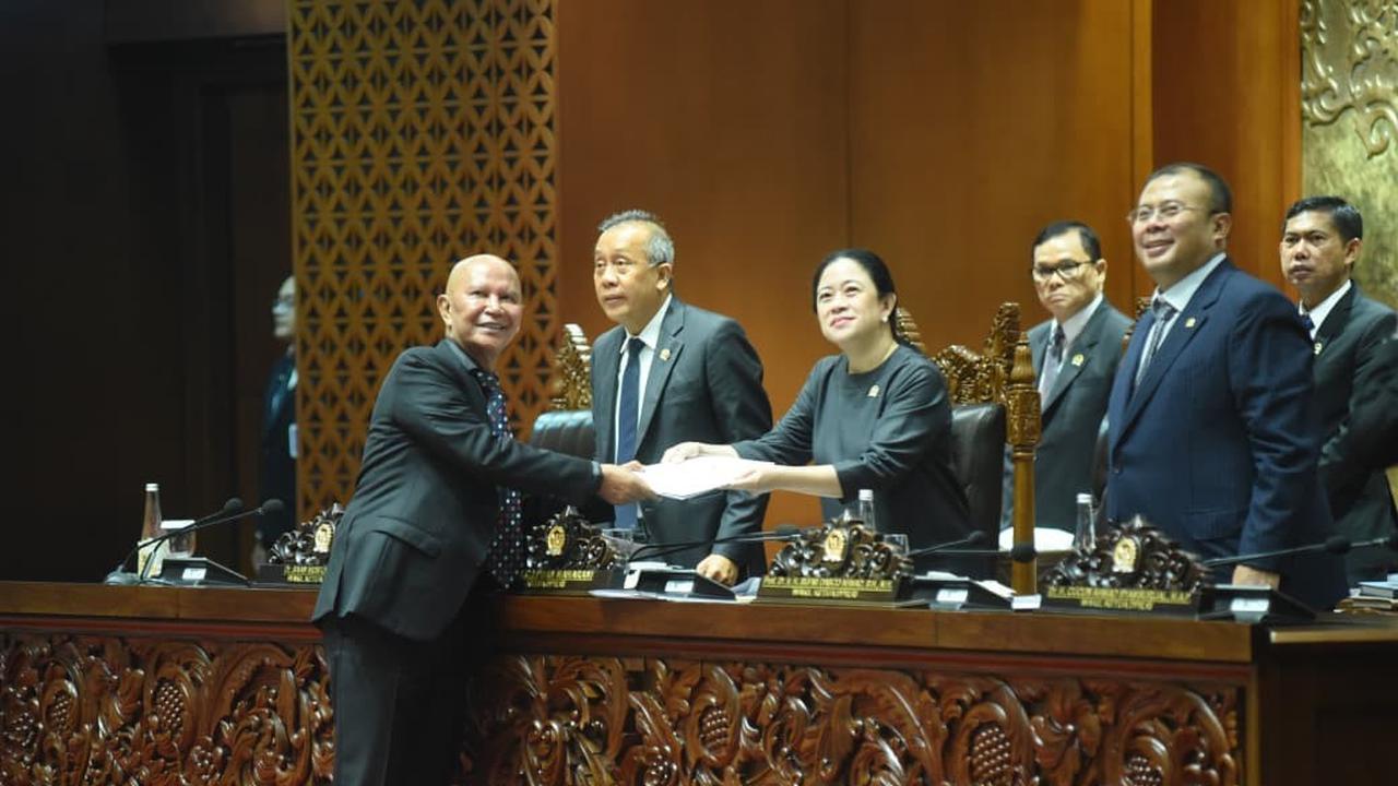 Ketua Banggar DPR RI Said Abdullah menyampaikan laporan kerja terkait RAPBN 2026 dalam rapat Paripurna