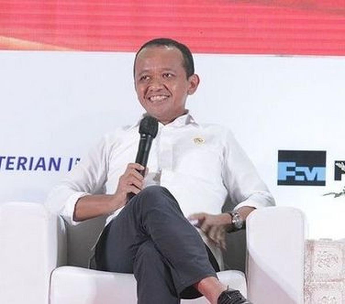 "Buktinya apa, pembangunan IKN kan jalan. Hotel, rumah sakit, mal, sport center," beber Bahlil.&nbsp;