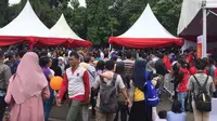 Keramaian Antrian pemohon paspor di Festival Keimigrasian (Liputan6.com/Lizsa Egeham)