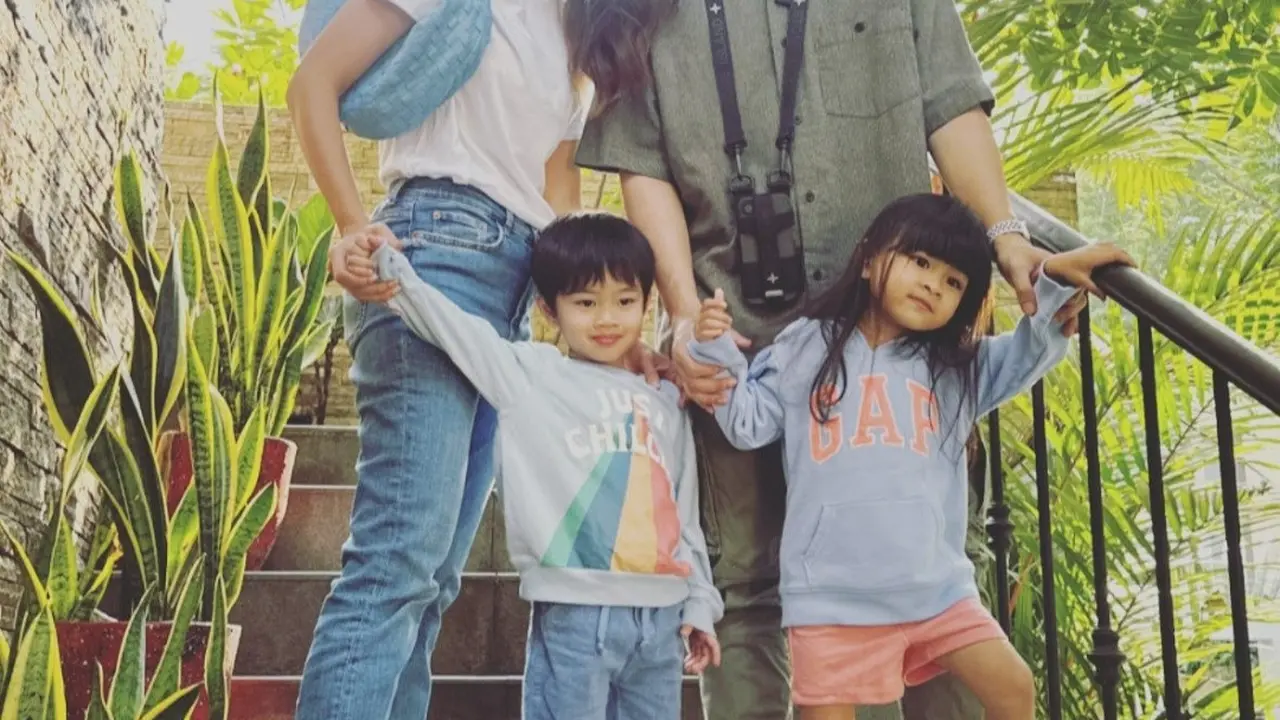 Syahnaz Sadiqah dan Jeje Govinda Merayakan Idul Adha Bersama