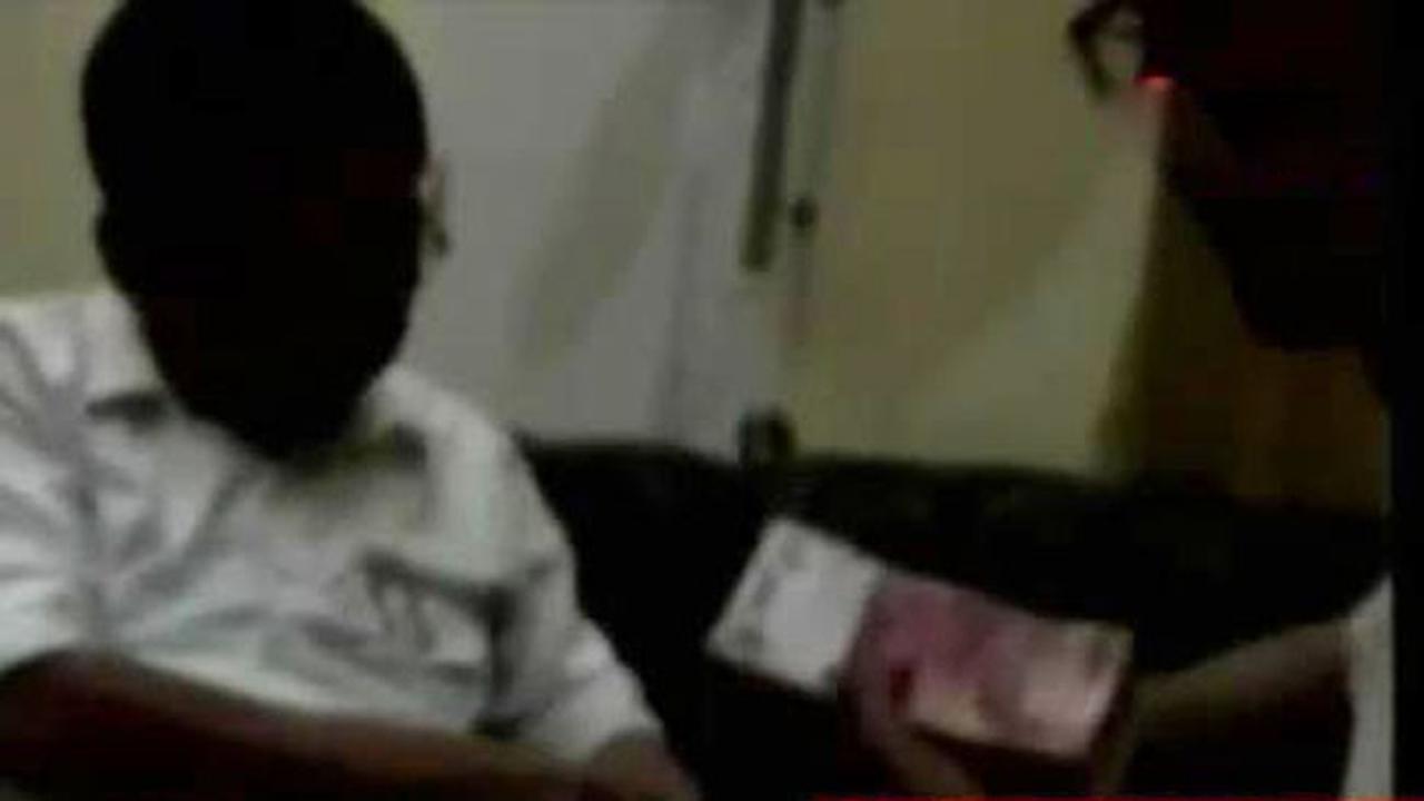 Rekaman Dugaan Transaksi Suap 2 Pejabat Pemprov Lampung