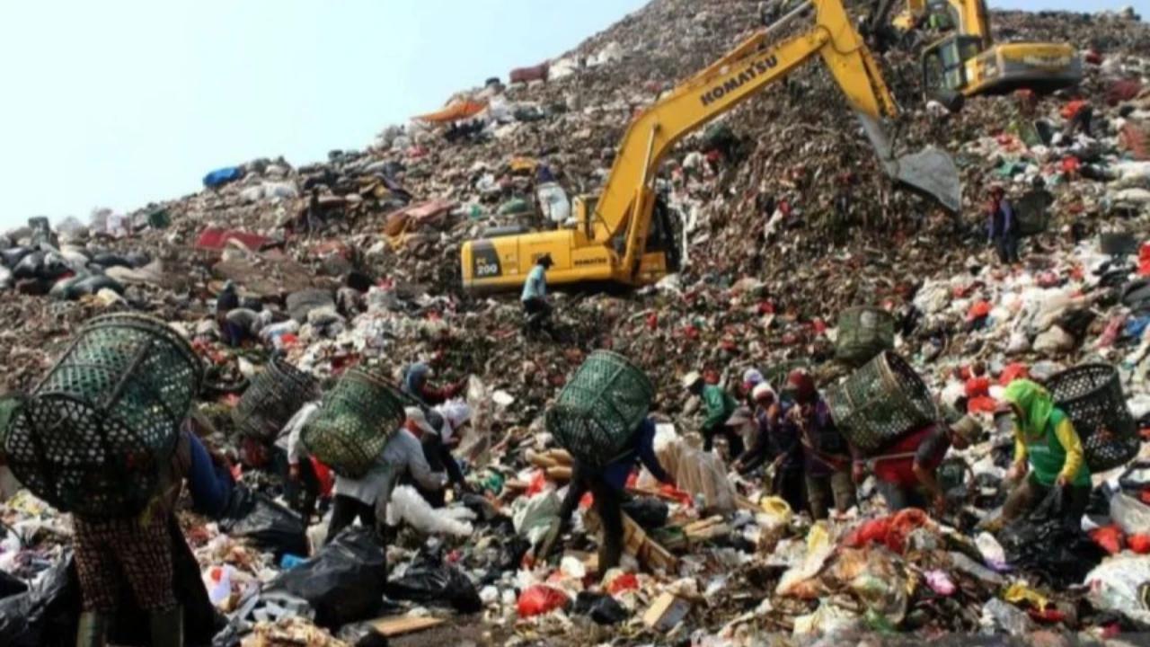 Usai Longsor, Operasional TPST Bantargebang Ditargetkan Normal dalam Sepekan