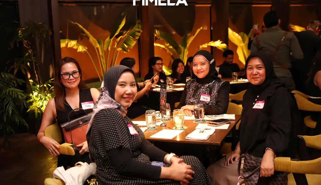 Di momen ini juga sebagai kesempatan emas untuk membangun relasi di antara member FimelaXclusive Batch 1. Copyright Fimela/Adrian Putra