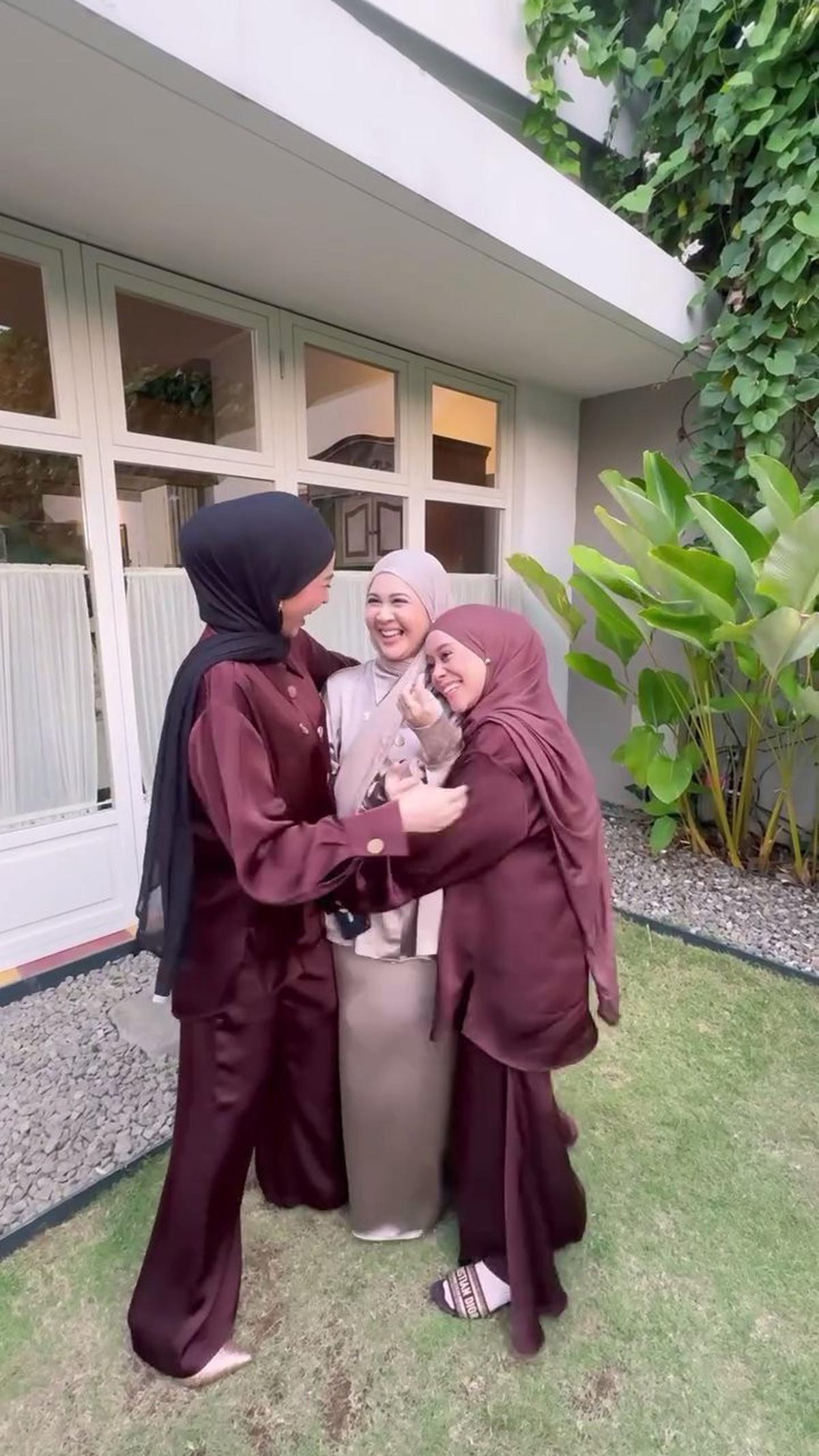 Reaksi Sahabat Saat Diberitahu Kesha Ratuliu Hamil Anak Ketiga, Semua Kaget dari Syifa Hadju - Aurel Hermansyah