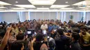 Suasana saat Menteri Perdagangan Zulkifli Hasan (tengah) melakukan pertemuan dengan petani tembakau di Kudus. (Foto: Kementerian Perdagangan RI)