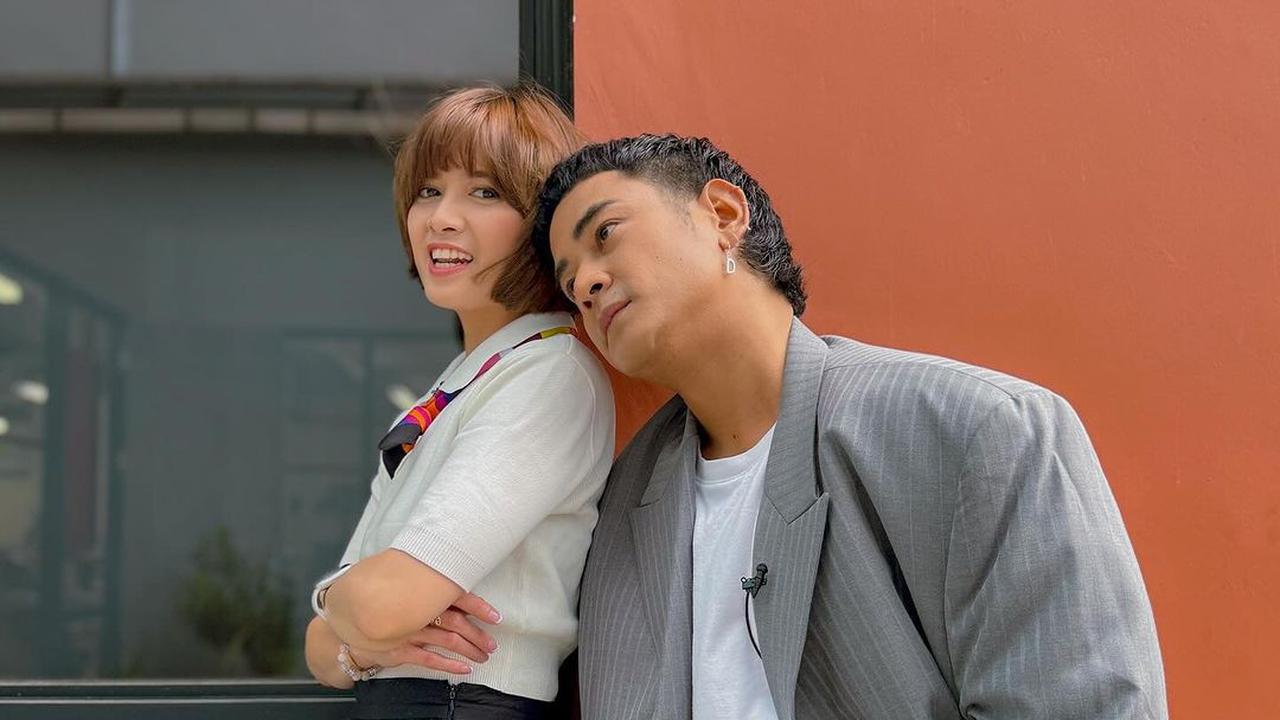 Disebut Sesepuh Friendzone, Ini 7 Potret Chika Jessica dan Dwi Andhika yang Mesra Banget - Netizen Desak ke KUA