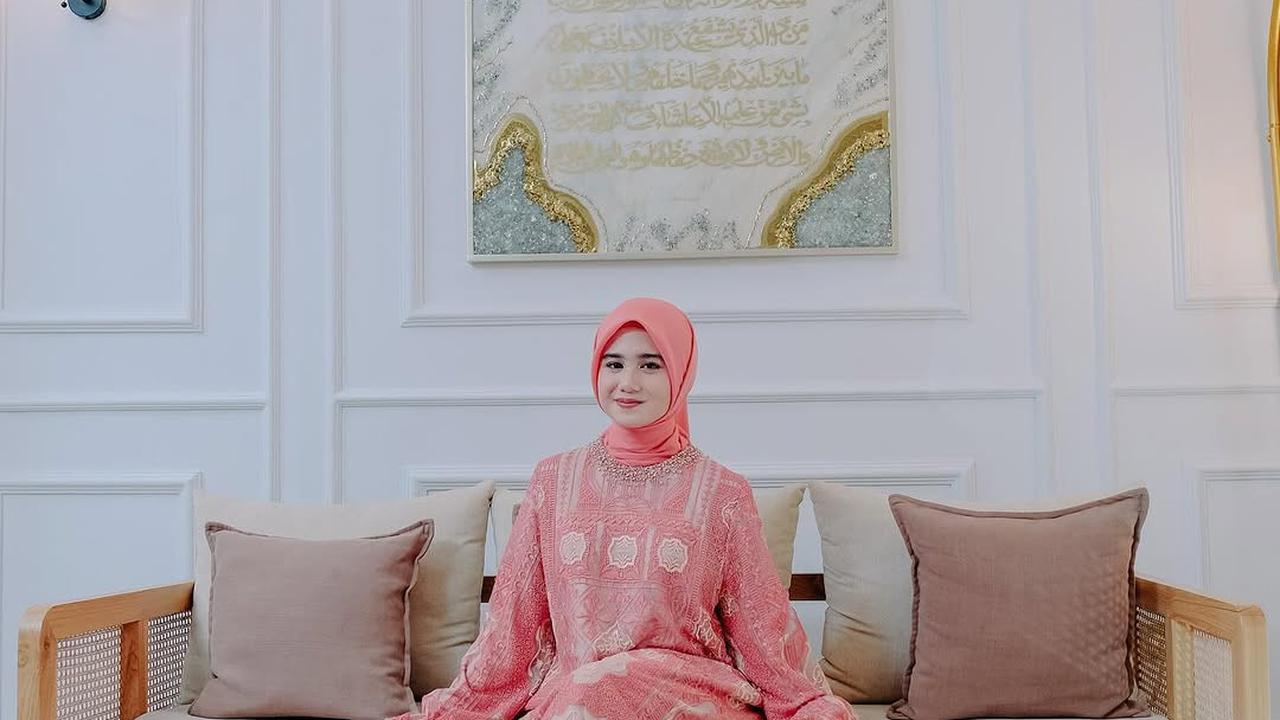 Potret Tasyakuran Rumah Tissa Biani, Sekalian Kumpul Keluarga dan Ditemani Dul Jaelani