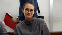 Nadine Chandrawinata Ogah Bicarakan Dimas Anggara, Kenapa?