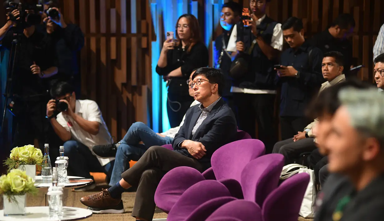 Direktur Utama Emtek Media Sutanto Hartono saat press conference Piala Presiden 2026 di Studio Lantai 8 SCTV Tower - Senayan City, Jakarta, Senin (06/07/2026). (Merdeka.com/ Arie Basuki)