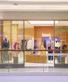 Brand modest fashion Indonesia, KAMI. resmi membuka kembali gerainya di Pondok Indah Mall dengan wajah baru yang terasa lebih hangat, modern, dan nyaman untuk dieksplorasi. Reopening ini menjadi langkah baru bagi gerai KAMI PIM yang telah hadir selama lima tahun sebagai destinasi para pencinta modest wear. [Dok/KAMI.].