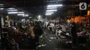 Korban gempa menjalani perawatan di RSUD Sayang, Kabupaten Cianjur, Jawa Barat, Senin (21/11/2022). Data BNPB mencatat, hingga pukul 19.34 WIB sebanyak 62 warga menjadi korban meninggal dunia dan 25 orang tercatat masih tertimbun reruntuhan akibat gempa dengan kekuatan 5,6 SR di Kabupaten Cianjur. (Liputan6.com/Herman Zakharia)