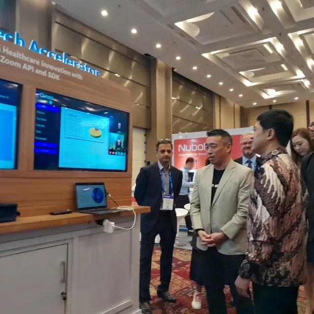 Pameran kesehatan digital di HIMSS.