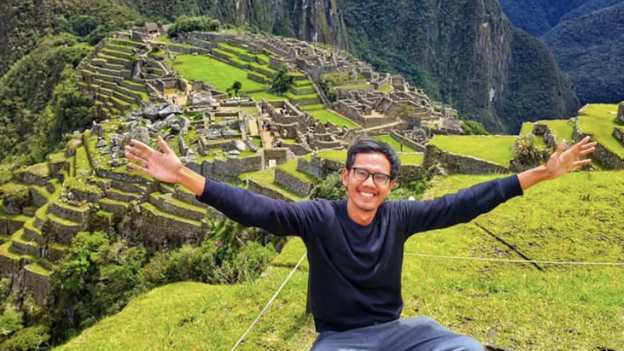 Rudi Wicaksana, peserta Working Holiday Visa (WHV) yang dijalankan oleh Direktorat Jenderal Imigrasi Kementerian Hukum dan HAM. (Foto: instagram @mudakelilingdunia)