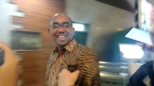 Wakil Presiden Direktur PT Freeport Indonesia Orias Petrus Moedak mendatangi Kementerian BUMN hari ini, Senin (25/11/2019).