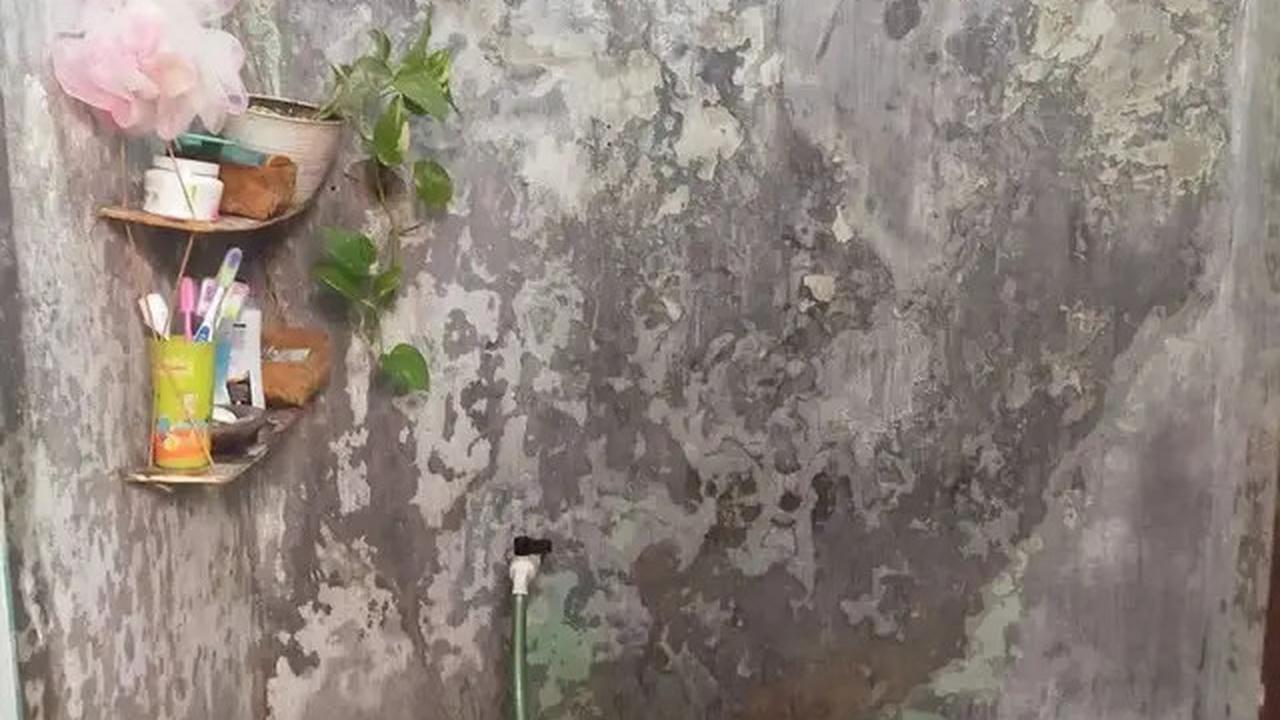 4 Trik Mudah Hilangkan Bau Pesing di Kamar Mandi dengan Satu Bahan, Terbukti Efektif!