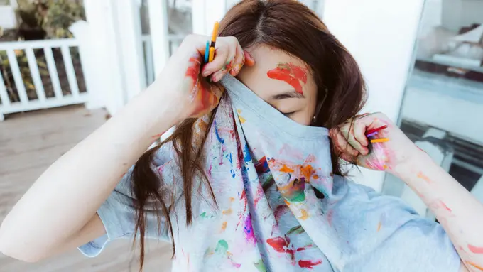 5 Bahan Alami di Dapur yang Ampuh Hilangkan Noda di Baju Putih