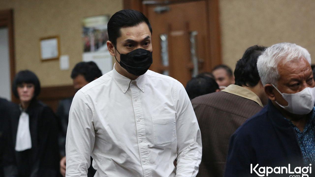 Rugikan Negara Rp210 Miliar, 11 Potret Harvey Moeis Suami Sandra Dewi Dituntut 12 Tahun Penjara - Harta Benda Terancam Disita