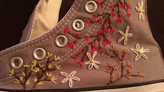 Kreasi Menghias Sepatu