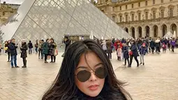 Dari beberapa foto yang ada di akun Instagram miliknya. Terlihat bahwa model cantik ini menyukai travelling (Liputan6.com/IG/elviacerolline)