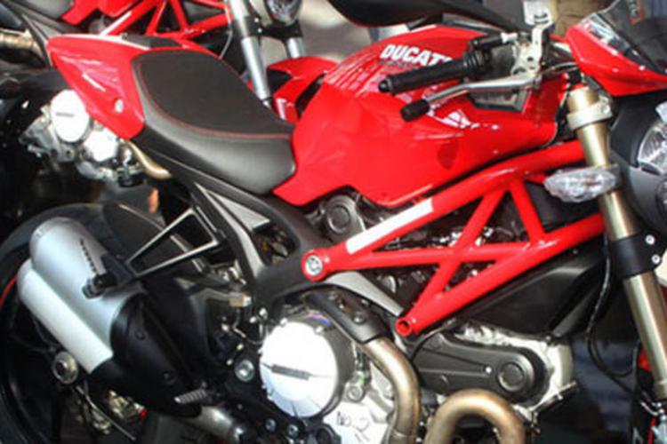 Ducati monster 1100 sales evo harga