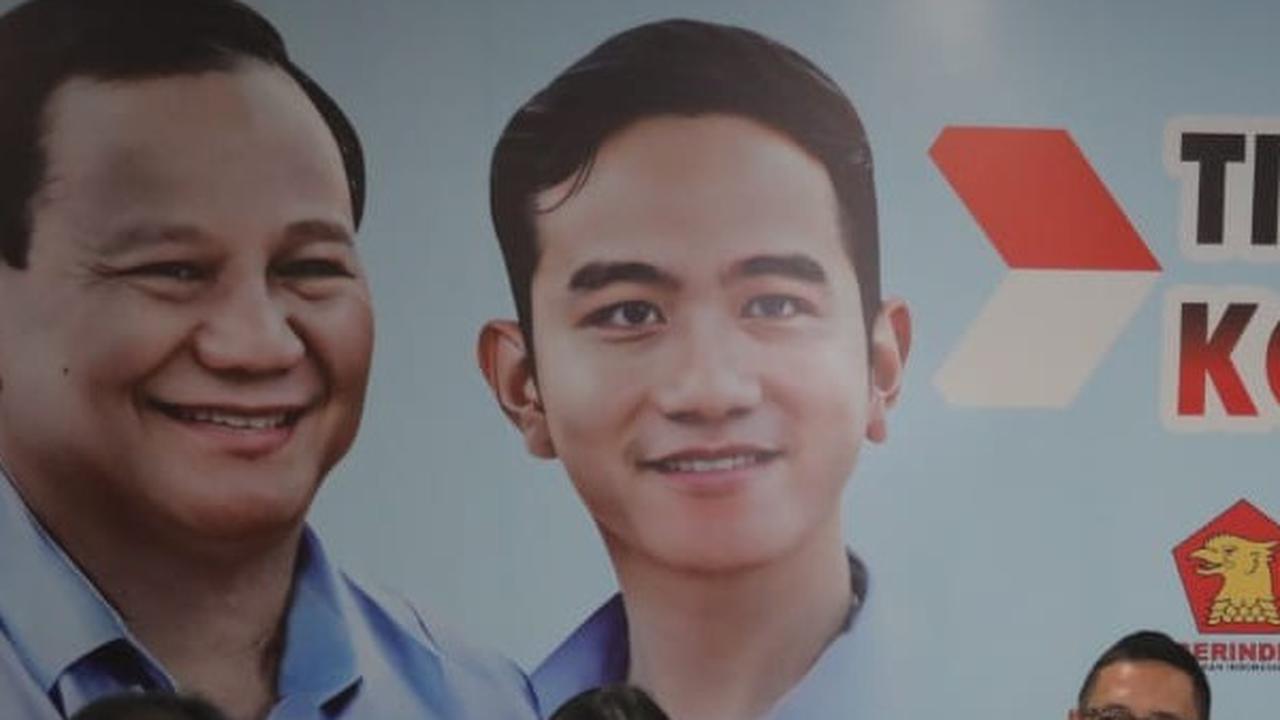 FOTO: Ngobrol Bareng Ceria dengan Narasumber di Sekber Relawan Prabowo-Gibran