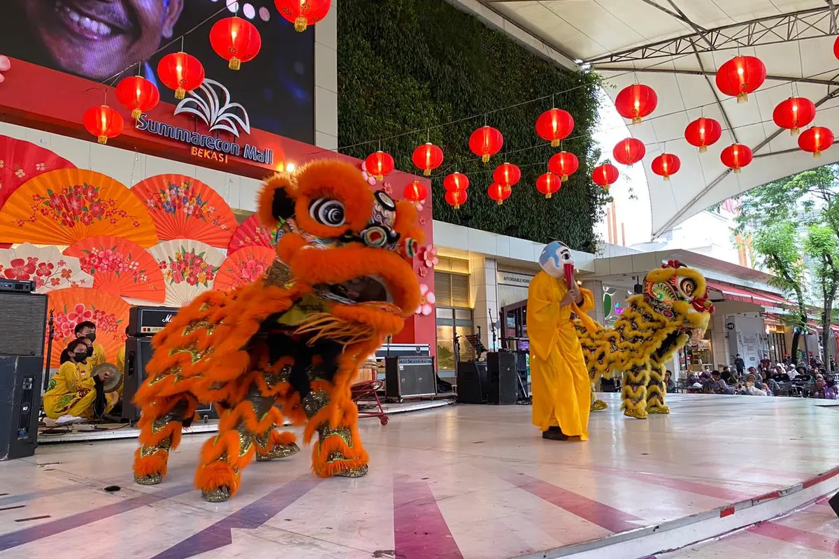 Rayakan Imlek di Summarecon Mall Bekasi dengan Barongsai Show dan bermacam-macam program belanja.