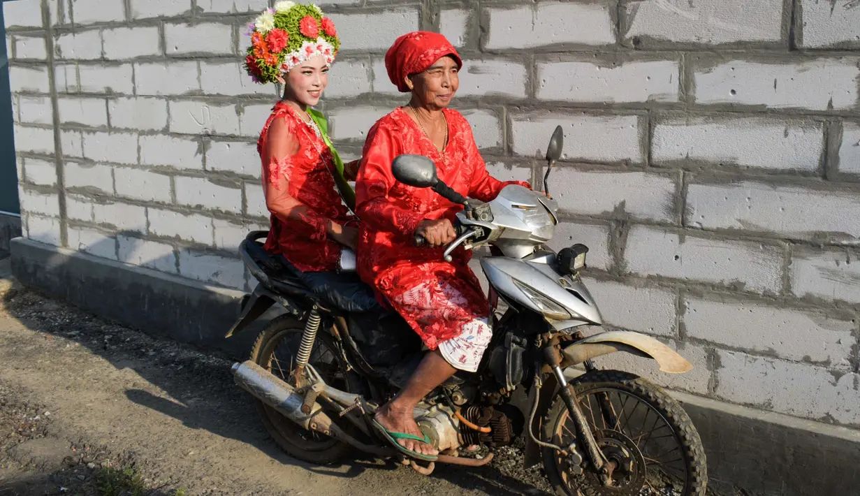 Festival Ngarot menjadi suatu even tahunan bagi warga Desa/Kecamatan Lelea, Kabupaten Indramayu. (Timur MATAHARI/AFP)
