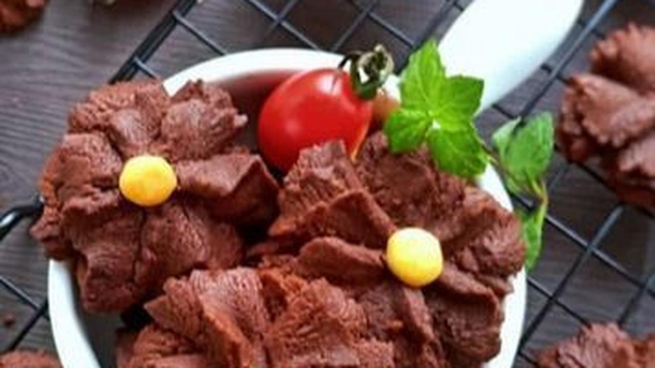4. Resep Kue Semprit Jadul Cokelat<br>
