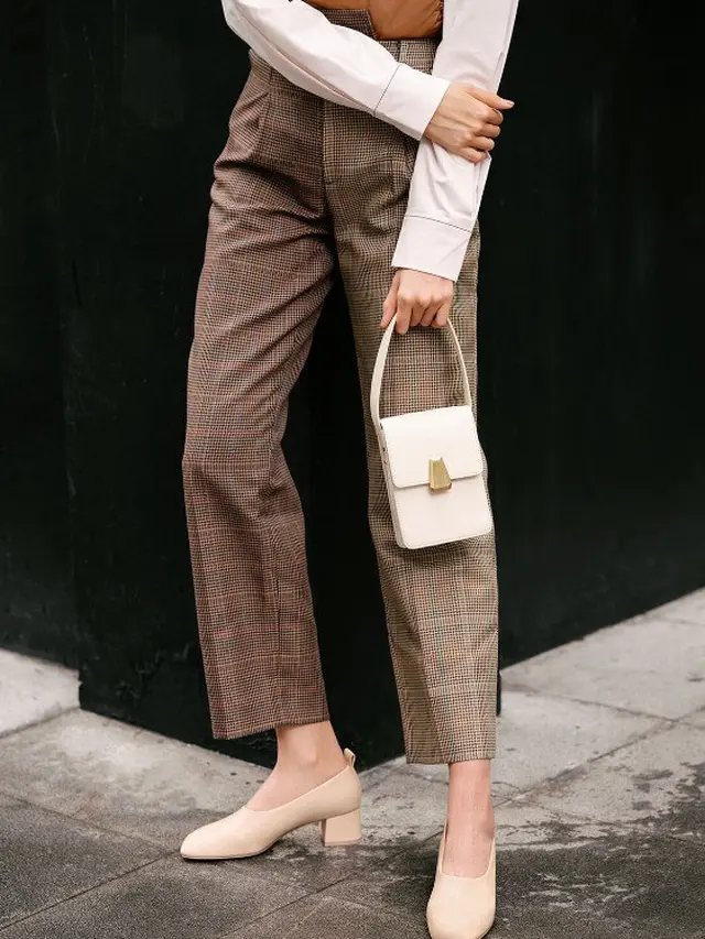 Koleksi Tas dan Sepatu Charles & Keith