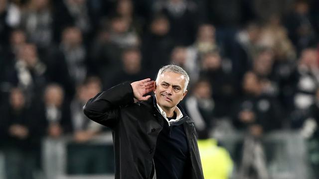 Selebrasi Provokatif Jose Mourinho