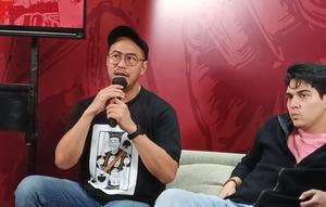 Pandji Pragiwaksono buka suara soal sanksi adat usai lawakannya dianggap menyinggung masyarakat Toraja. Ia didenda uang Rp2 miliar dan 96 hewan.