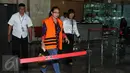 KPK kembali memeriksa tersangka suap pengamanan proyek Kementerian Pekerjaan Umum dan Perumahan Rakyat di Pulau Seram, Maluku, Damayanti Wisnu Putranti, Jakarta, Senin (21/3). (Liputan6.com/Helmi Afandi)